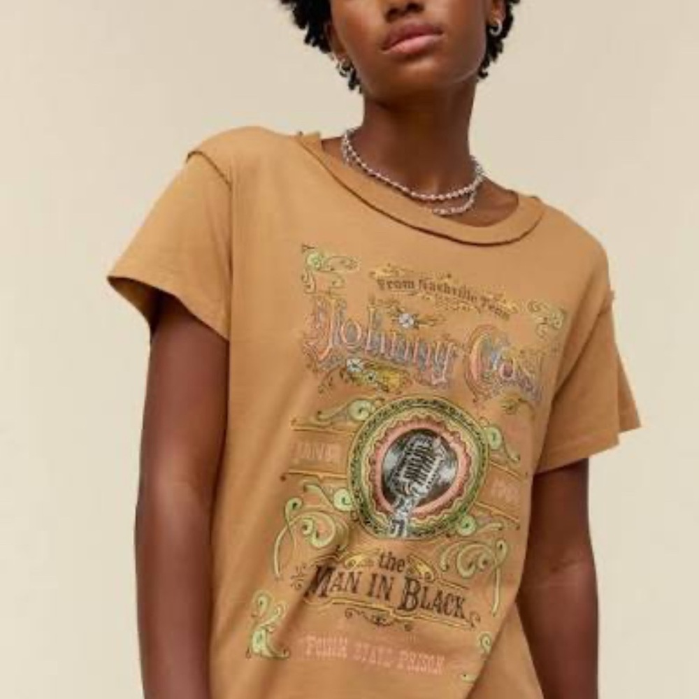 Daydreamer Johnny Cash Graphic Tee in Brown